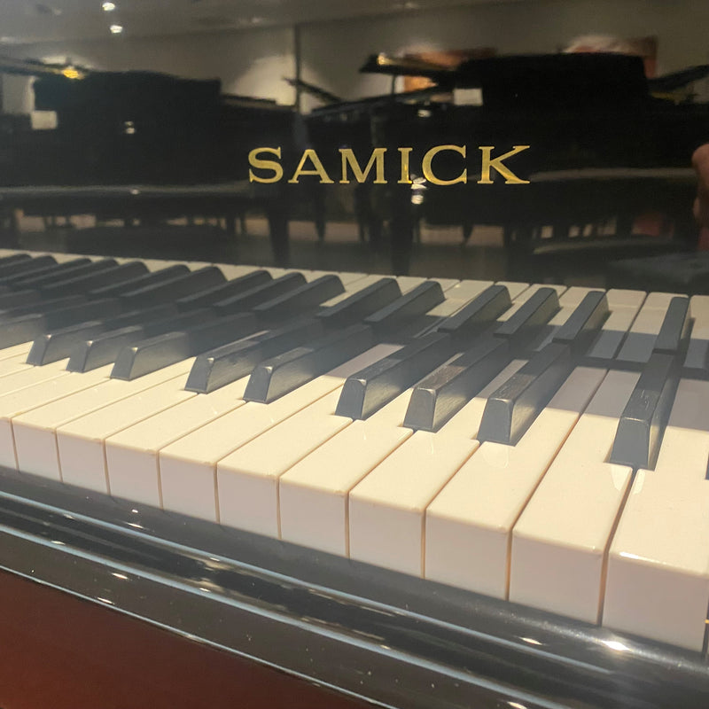 Samick WFG-185 vleugel (1999)