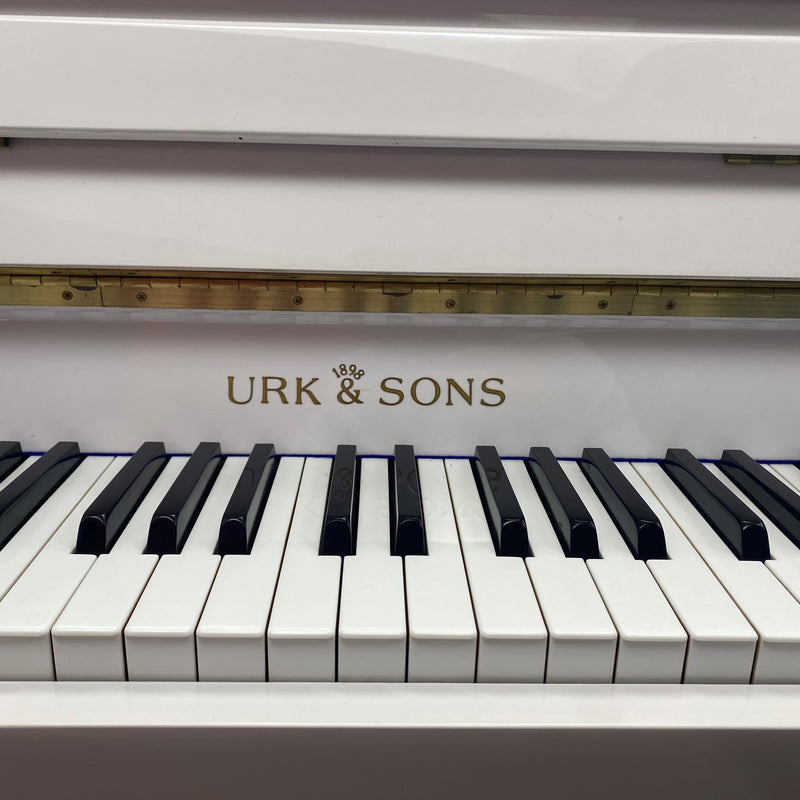 Urk & Sons VU-110 (1986)