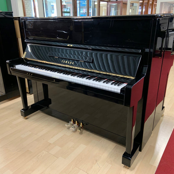 Yamaha U1D Piano