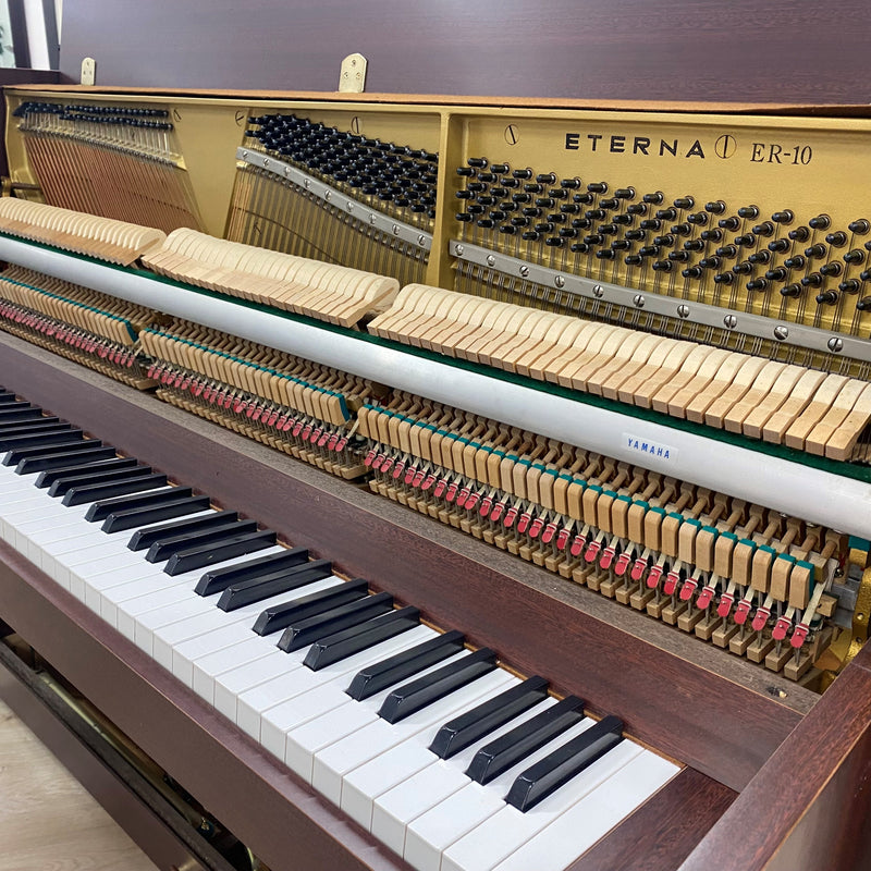 Eterna (by Yamaha) ER-10 piano (1990)