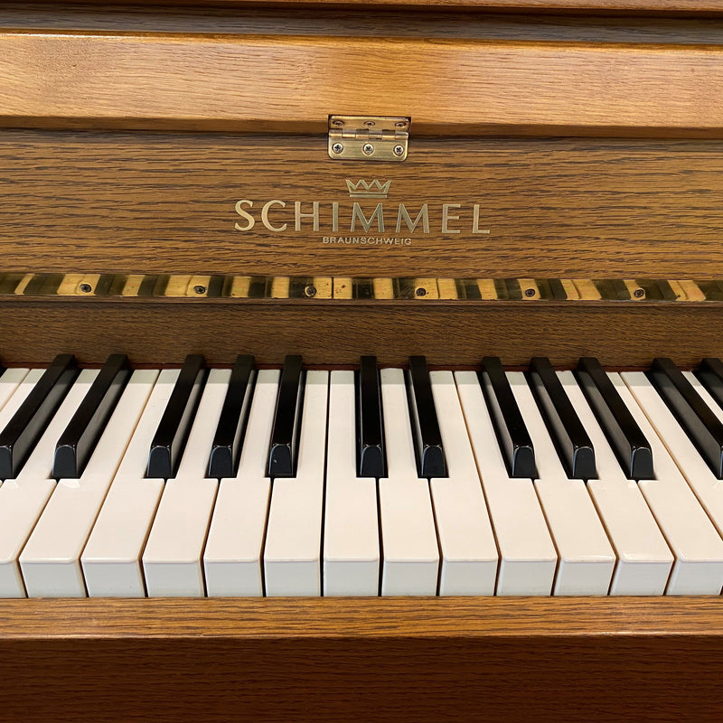 Schimmel 114 piano (1978)