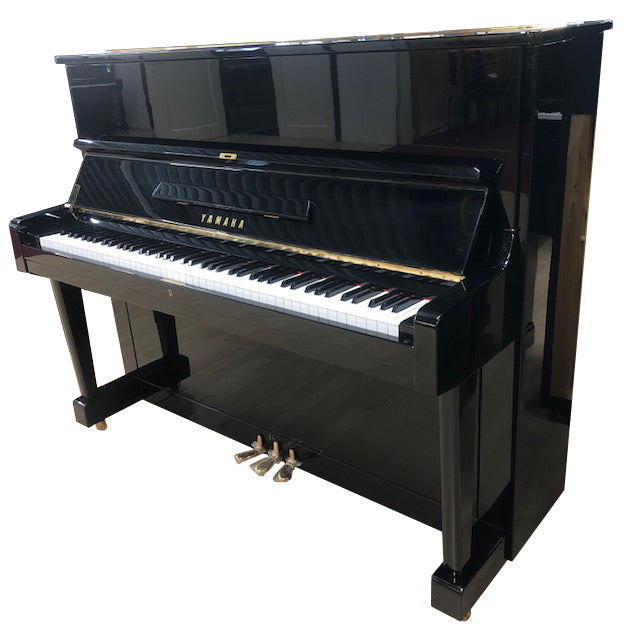Yamaha U1D piano (1962)