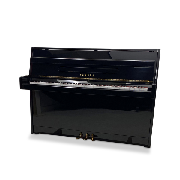 Yamaha M1J piano (1974)