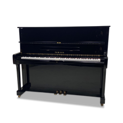 Yamaha U1G piano (1972)