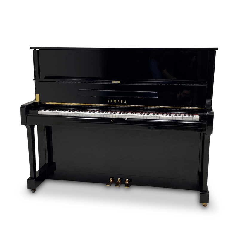 Yamaha U1H piano (1975)